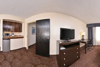 Photo 5 - Ramada Plaza by Wyndham Sheridan Hotel & Convention Center