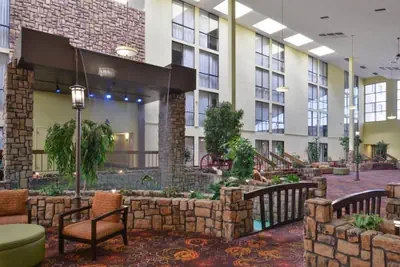 Photo 3 - Ramada Plaza by Wyndham Sheridan Hotel & Convention Center