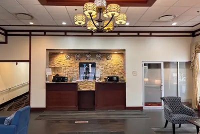 Photo 2 - Hamden Hotel and Suites – Hamden New Haven