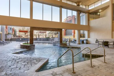Photo 2 - Best Western Plus El Paso Airport Hotel & Conference Center