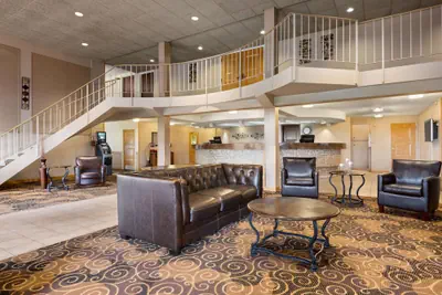 Photo 3 - Ramada by Wyndham Bismarck