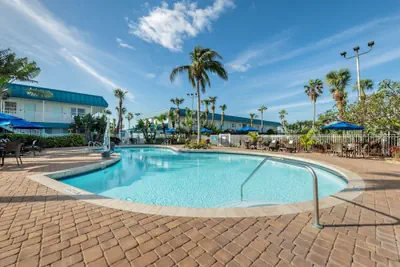 Photo 2 - Best Western Cocoa Beach - Port Canaveral