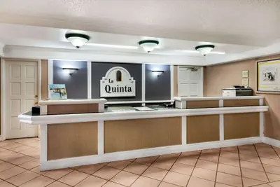 Photo 4 - La Quinta Inn by Wyndham Albuquerque Northeast