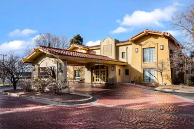 Photo 2 - La Quinta Inn by Wyndham Albuquerque Northeast