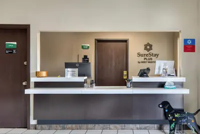Photo 4 - SureStay Plus by Best Western Montrose