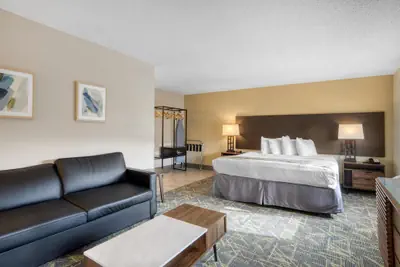 Photo 2 - SureStay Plus by Best Western Montrose