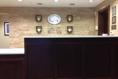 Photo 2 - Comfort Suites Youngstown North