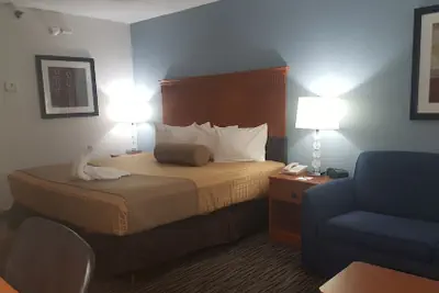 Photo 3 - The Hotel@Dayton South