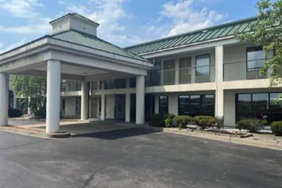 Photo 2 - Studio 6 Suites Louisville, KY – Airport/Expo Center