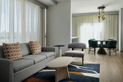 Photo 5 - Marriott Indianapolis East