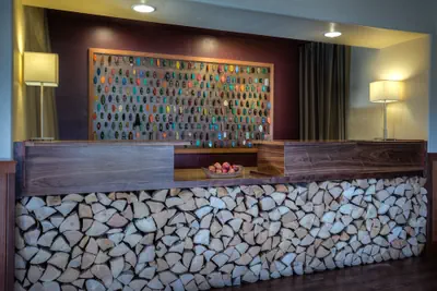 Photo 4 - The Redwood Riverwalk, A Boutique Hotel