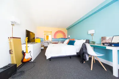 Photo 5 - The Rambler Hotel