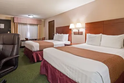 Photo 3 - Best Western Montis Inn