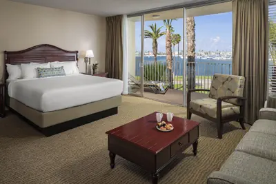 Photo 3 - Bahia Resort Hotel