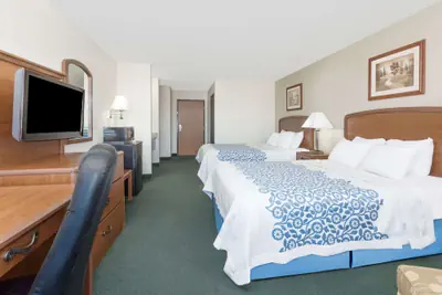 Photo 5 - Days Inn by Wyndham Sidney NE