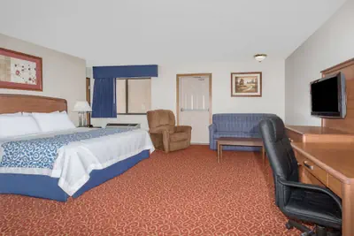 Photo 4 - Days Inn by Wyndham Sidney NE