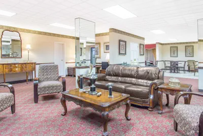 Photo 2 - Days Inn by Wyndham Princeton