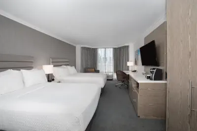 Photo 5 - Crowne Plaza Costa Mesa Orange County by IHG