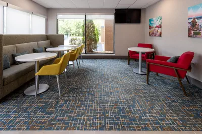 Photo 4 - Hampton Inn Commerce
