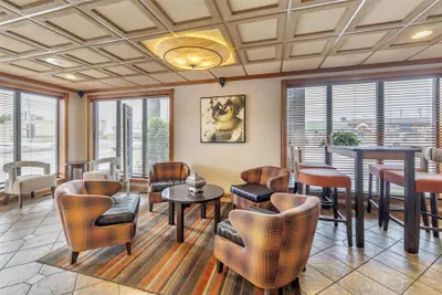 Photo 5 - Best Western Angus Inn