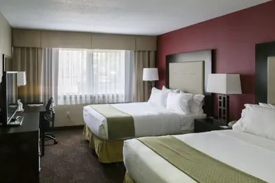 Photo 3 - Holiday Inn Express Big Rapids by IHG