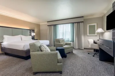 Photo 4 - Holiday Inn Auburn by IHG