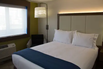 Photo 3 - Holiday Inn Express Salt Lake City Downtown by IHG