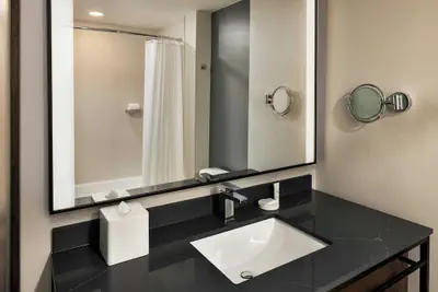 Photo 3 - Oshkosh Marriott Waterfront Hotel & Convention Center
