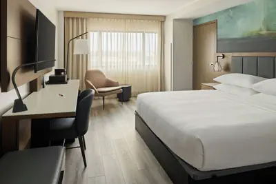 Photo 4 - Oshkosh Marriott Waterfront Hotel & Convention Center