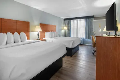 Photo 5 - Best Western Fredericksburg