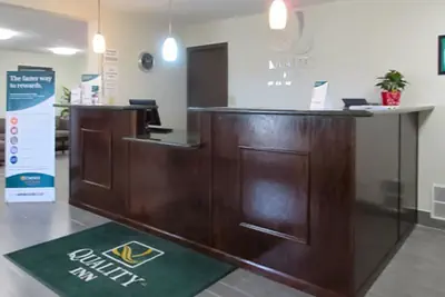 Photo 5 - Quality Inn Farmington