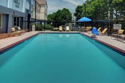 Photo 2 - Fairfield Inn & Suites by Marriott Atlanta Alpharetta