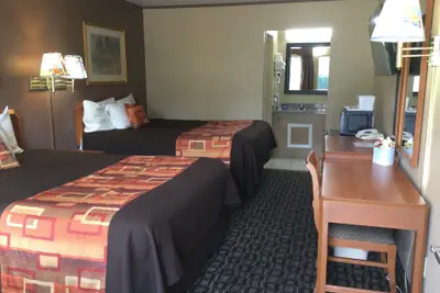 Photo 4 - Travelodge by Wyndham Mansfield