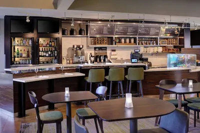 Photo 2 - Courtyard by Marriott Detroit Dearborn