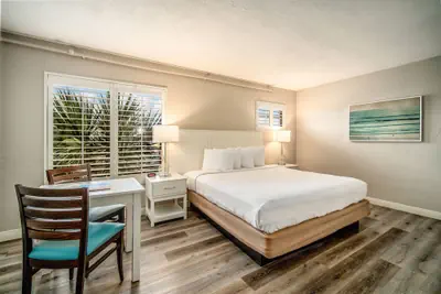 Photo 2 - Perry's Ocean Edge Resort