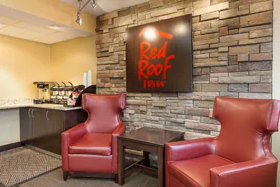 Photo 3 - Red Roof Inn Lansing West - MSU