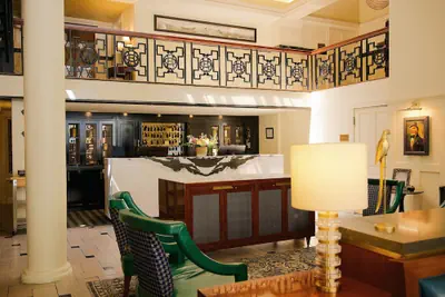 Photo 5 - The Oxford Hotel
