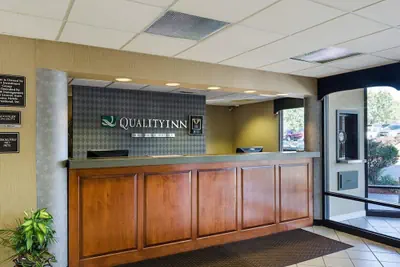 Photo 3 - Quality Inn Troutville - Roanoke North