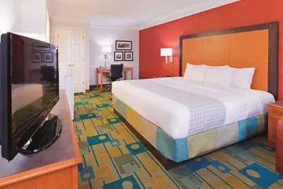 Photo 2 - Baymont by Wyndham Lubbock - Downtown Civic Center