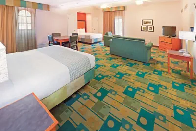 Photo 4 - Baymont by Wyndham Lubbock - Downtown Civic Center
