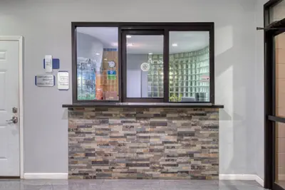 Photo 5 - SureStay Hotel by Best Western Spring North Houston
