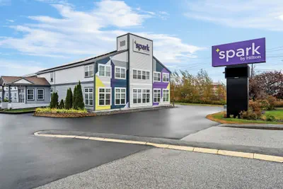 Photo 2 - Spark by Hilton Portland Airport Maine Mall