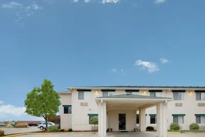 Photo 2 - Quality Inn Dayton North - Vandalia