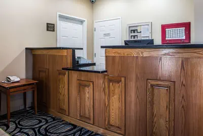 Photo 4 - Quality Inn Dayton North - Vandalia