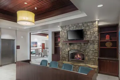 Photo 3 - DoubleTree by Hilton Asheville - Biltmore