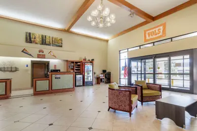 Photo 4 - Best Western Plus Knoxville Cedar Bluff