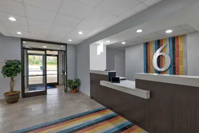 Photo 3 - Motel 6 Scottsboro, Al – Hwy 72