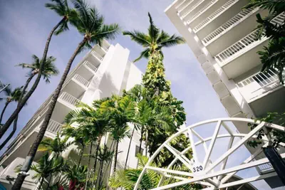 Photo 2 - Oasis Hotel Waikiki
