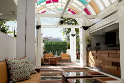 Photo 3 - Oasis Hotel Waikiki