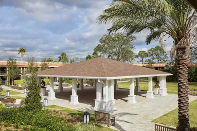 Photo 2 - DoubleTree by Hilton Orlando Theme Park Resort